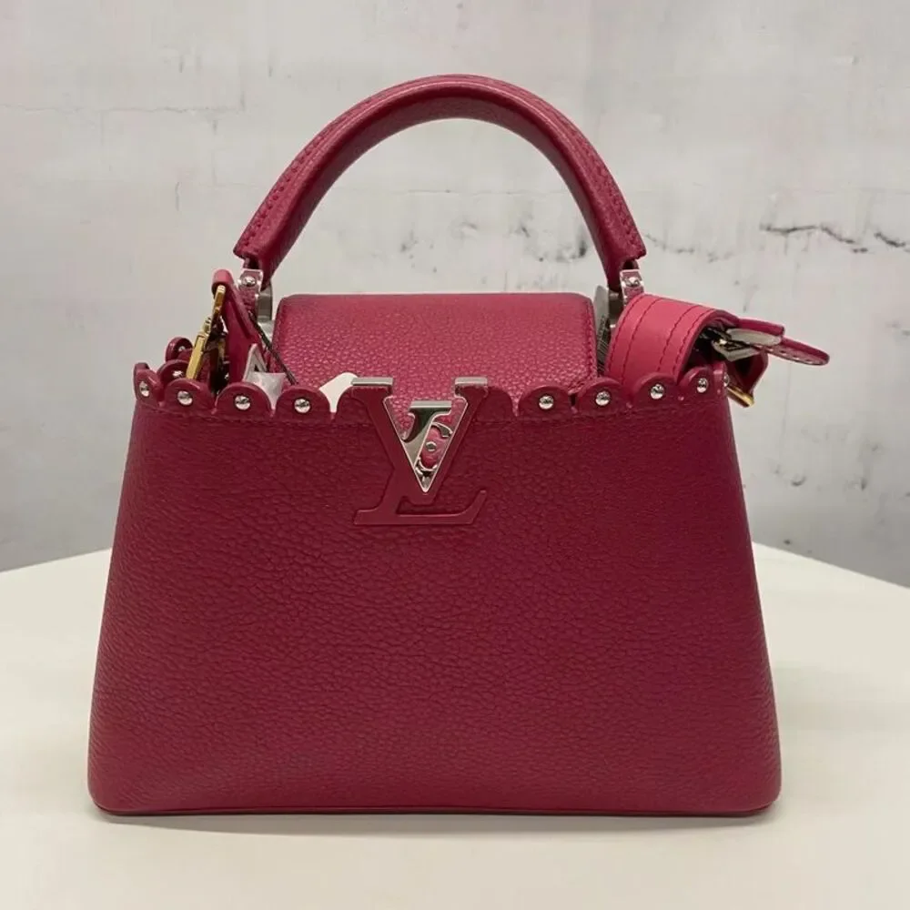 Louis Vuitton Women Pre-Loved Bag Very Good Condition